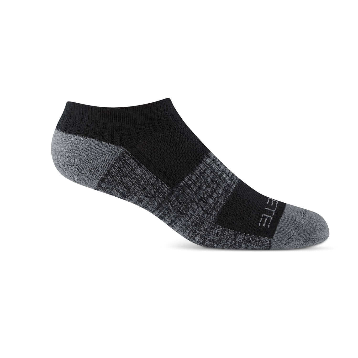 Midweight low-cut sock in black and cool gray, designed for comfort, breathability, and training durability.
